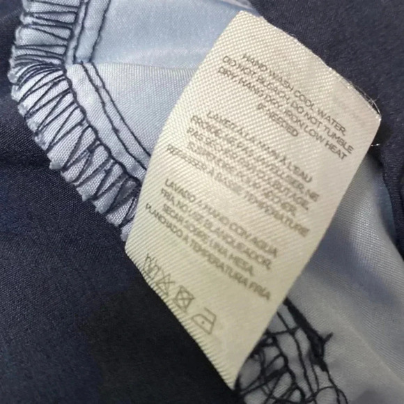 Onia Versatile Shorts Deep Navy 36 - Picture 2 of 9